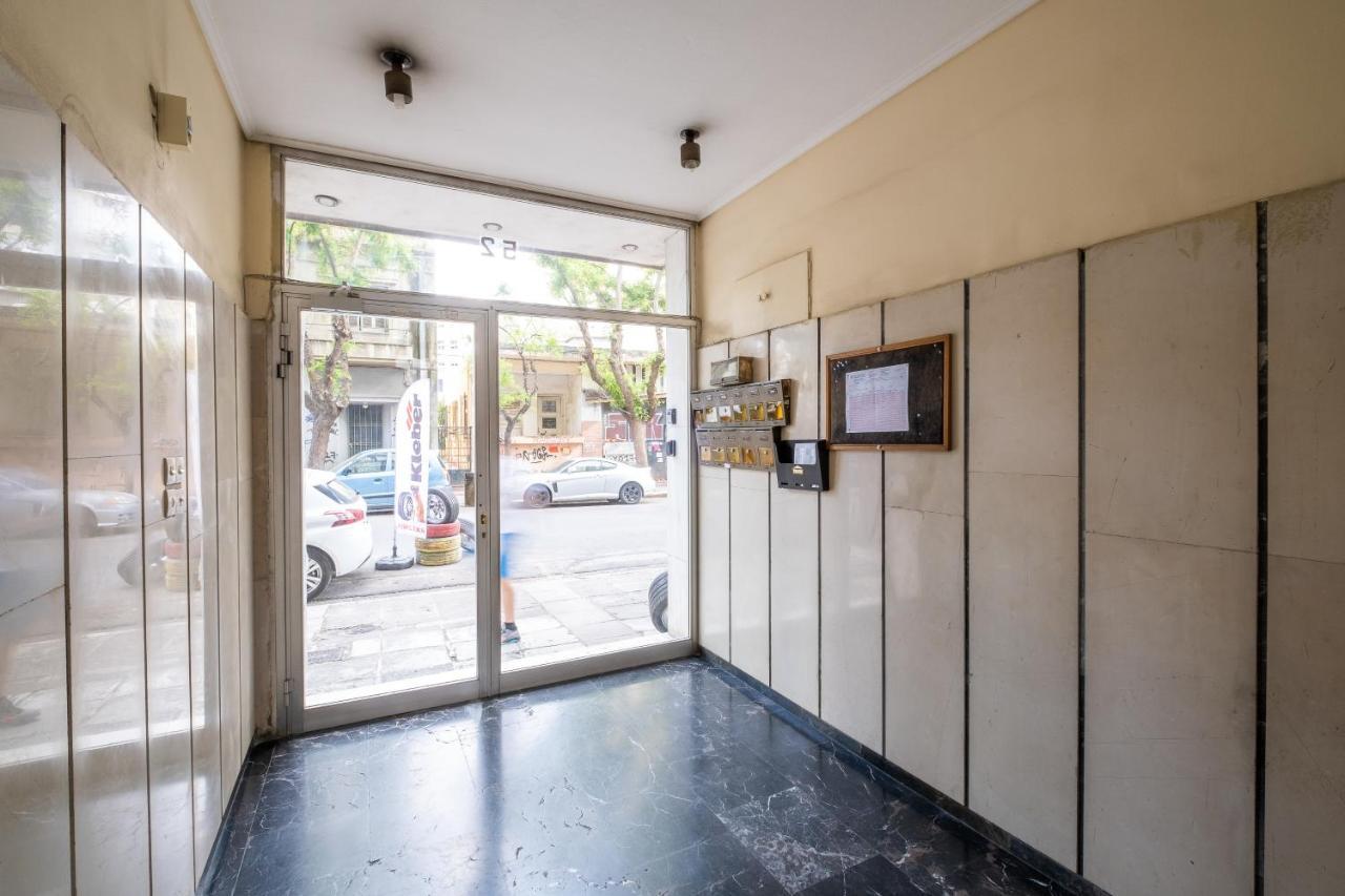 Sokos Residence, 1' Walk From Aghios Ioannis Metro Atene Esterno foto