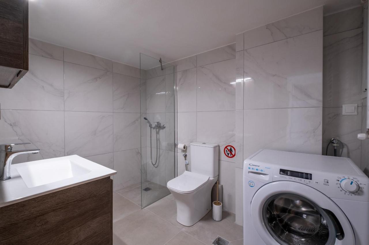 Sokos Residence, 1' Walk From Aghios Ioannis Metro Atene Esterno foto